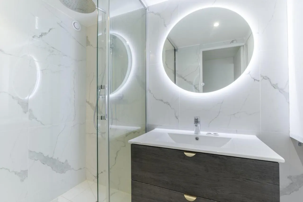 Home Suite Home Grands Boulevards - 42 París Francia