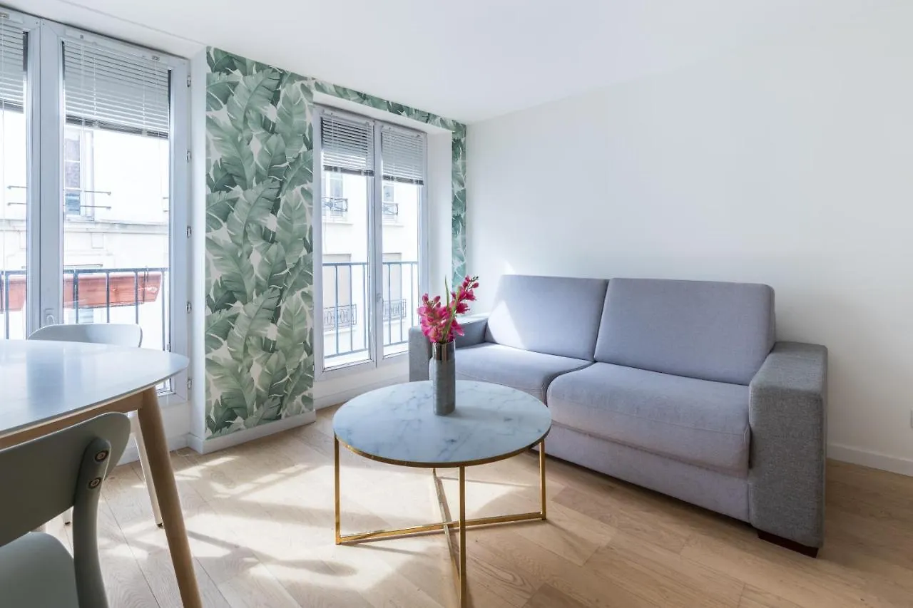 Home Suite Home Grands Boulevards - 42 contacts